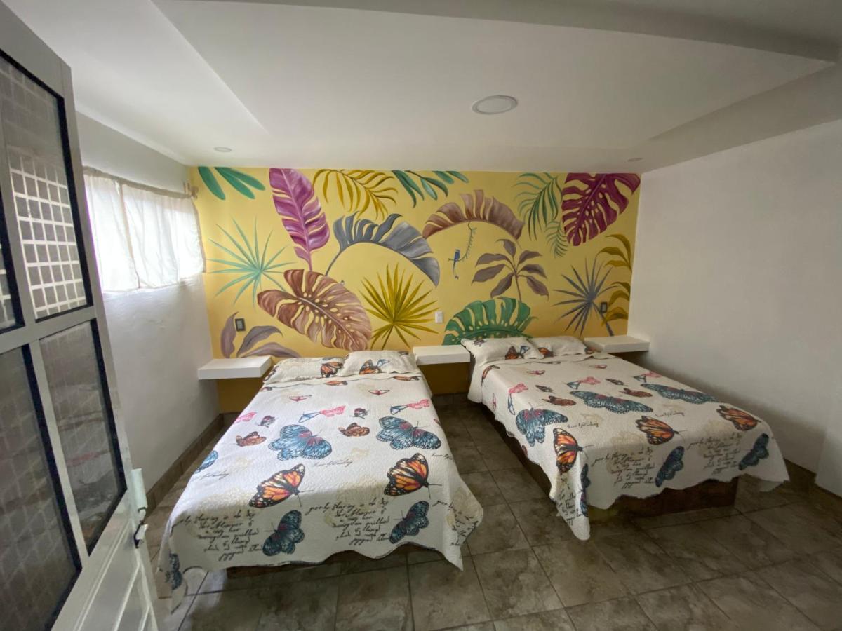 K&M Hotel Сілітла Екстер'єр фото